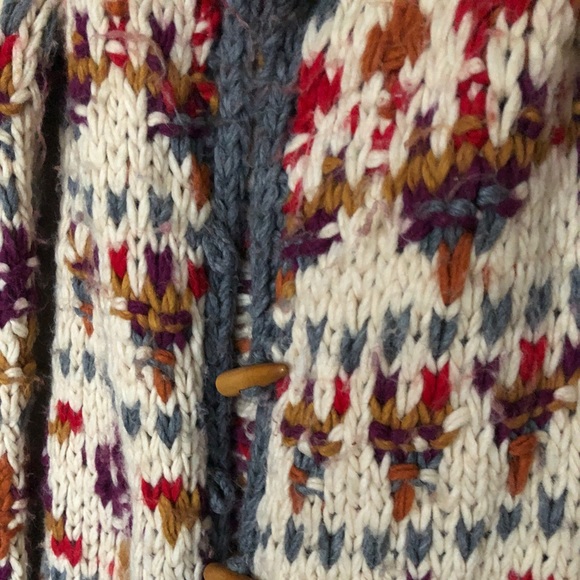 Chunky Knit Toggle Button Cardigan by Sleeping Sno - Picture 4 of 6